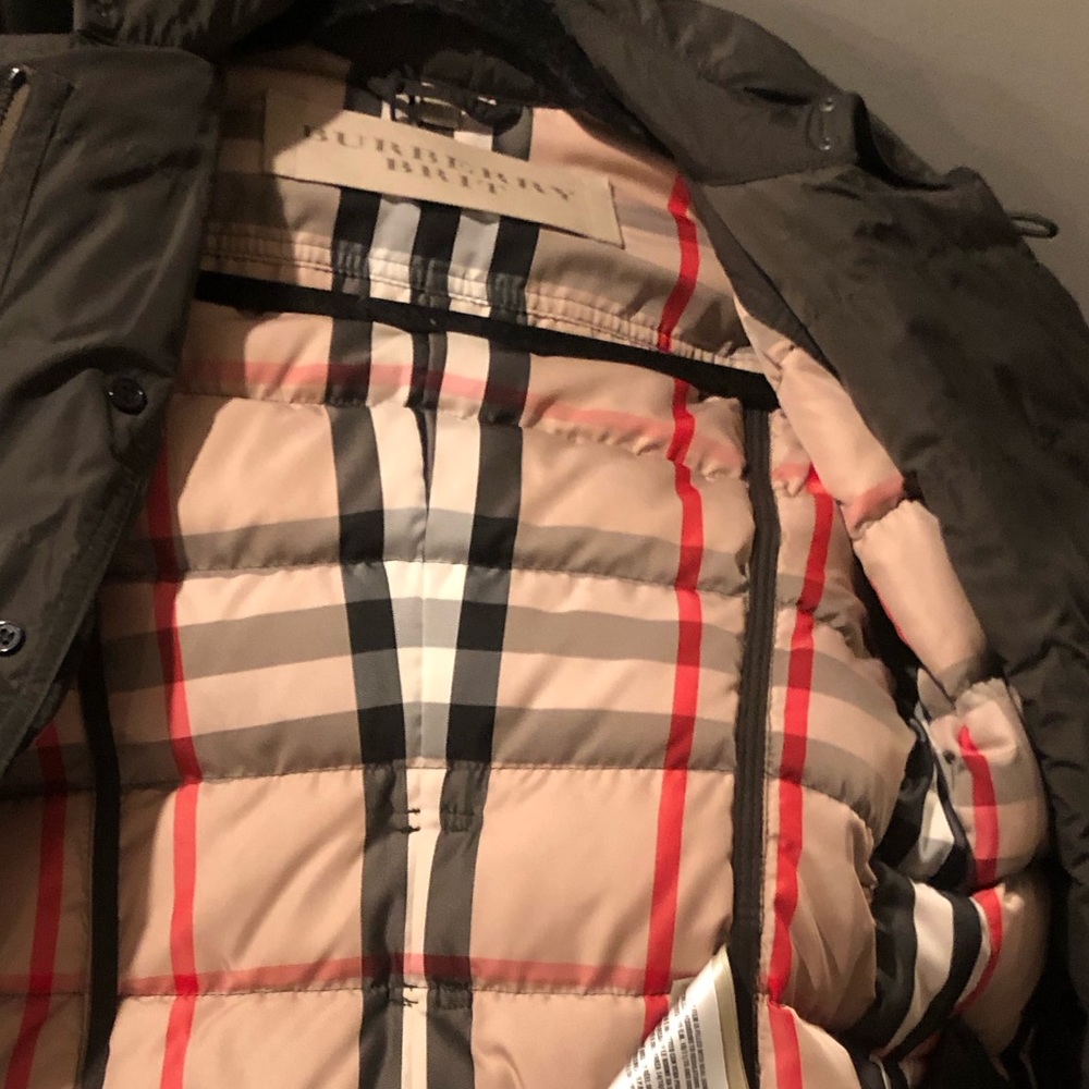 Burberry brit puffer Olive green xs excellent condition
